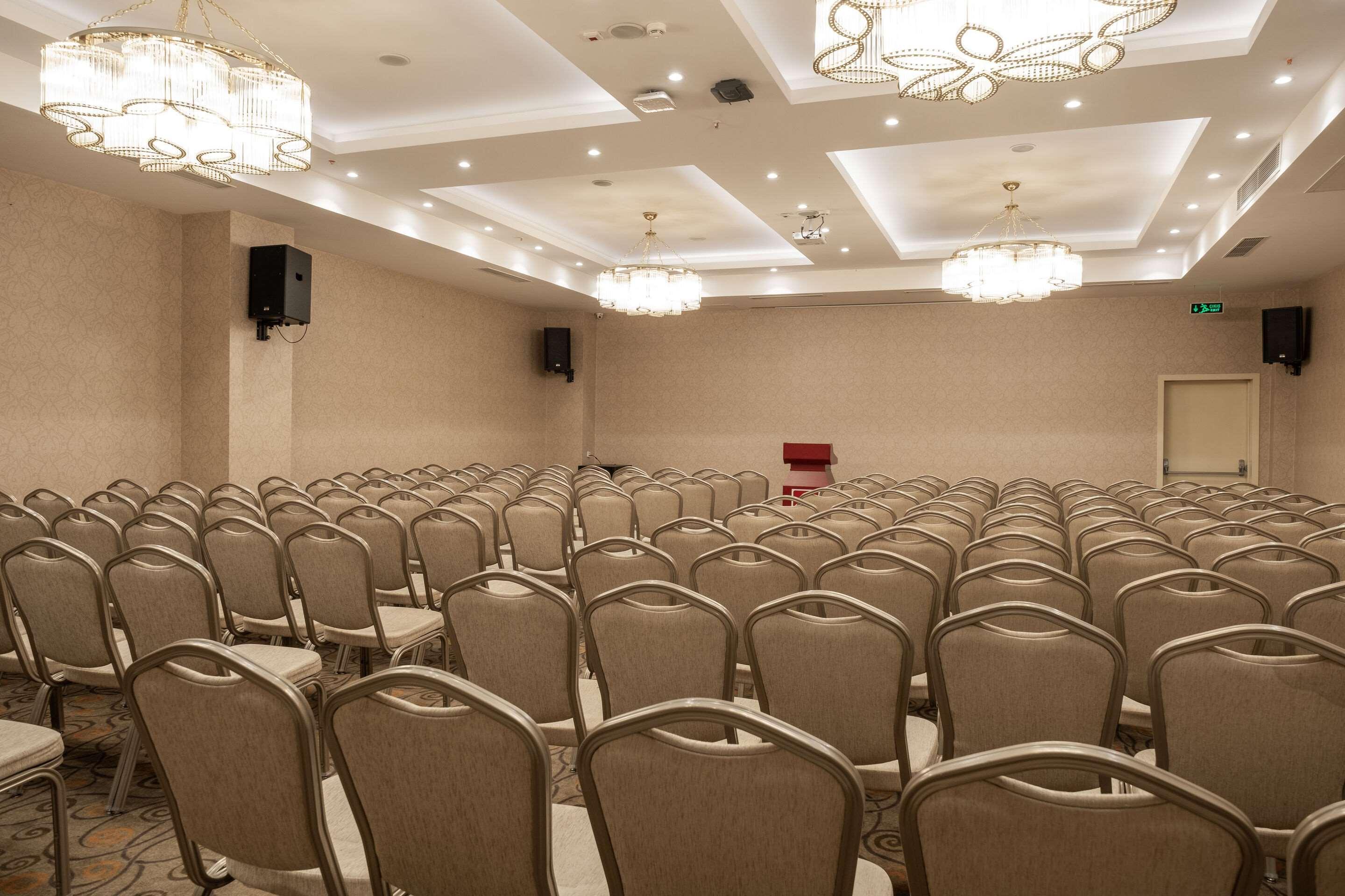 Clarion Hotel Кахраманмараш Екстериор снимка
